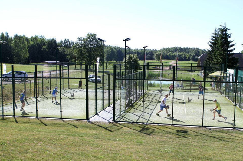 Padelio tenisas – aktyviam turistų ir vietos bendruomenės poilsiui